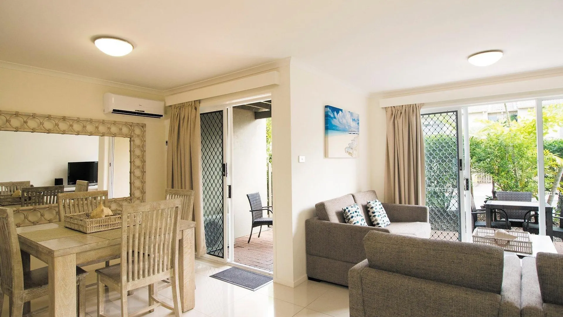 Oaks Sunshine Coast Oasis Resort Калаундра 4*,  Австралия