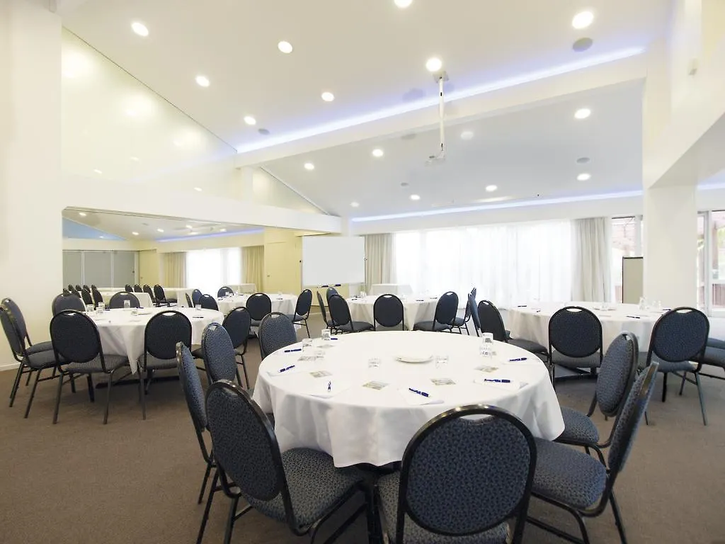 Oaks Sunshine Coast Oasis Resort Калаундра