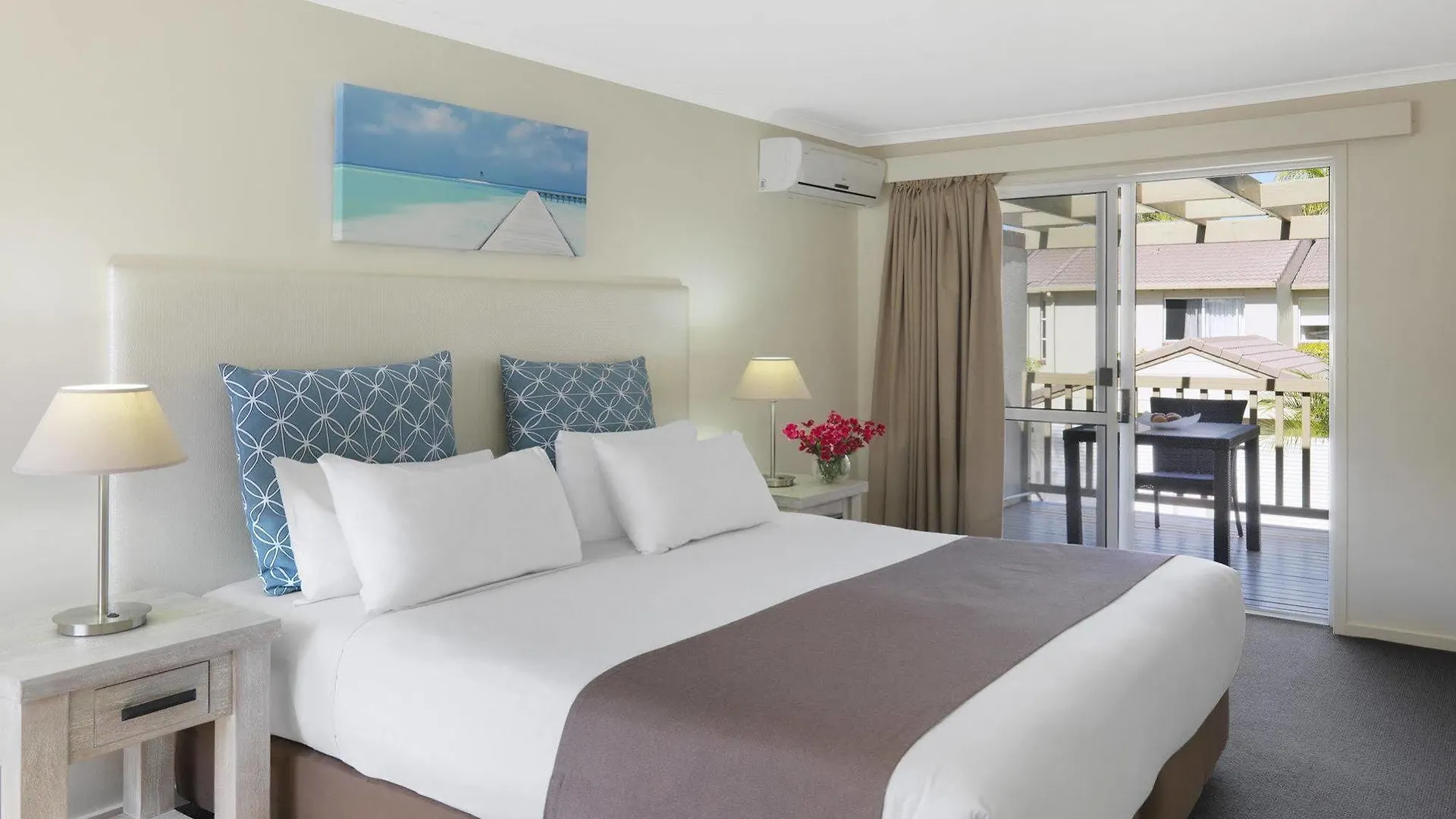 Oaks Sunshine Coast Oasis Resort Калаундра